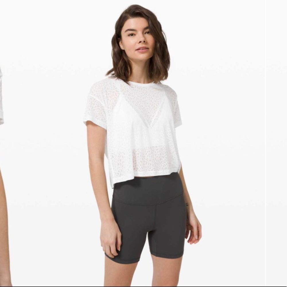 Lululemon camo veil cates tee 4